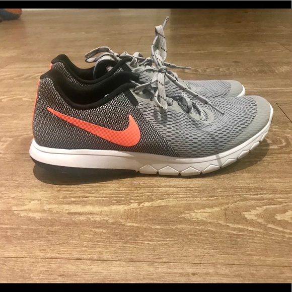 Nike Shoes - Nike Women’s running shoe